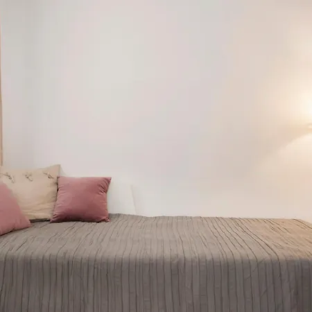 Christine-2 Bedrooms In The Downtown Budapest