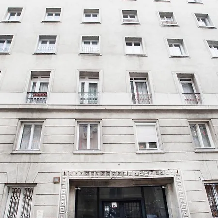 Christine-2 Bedrooms In The Downtown Appartement Boedapest